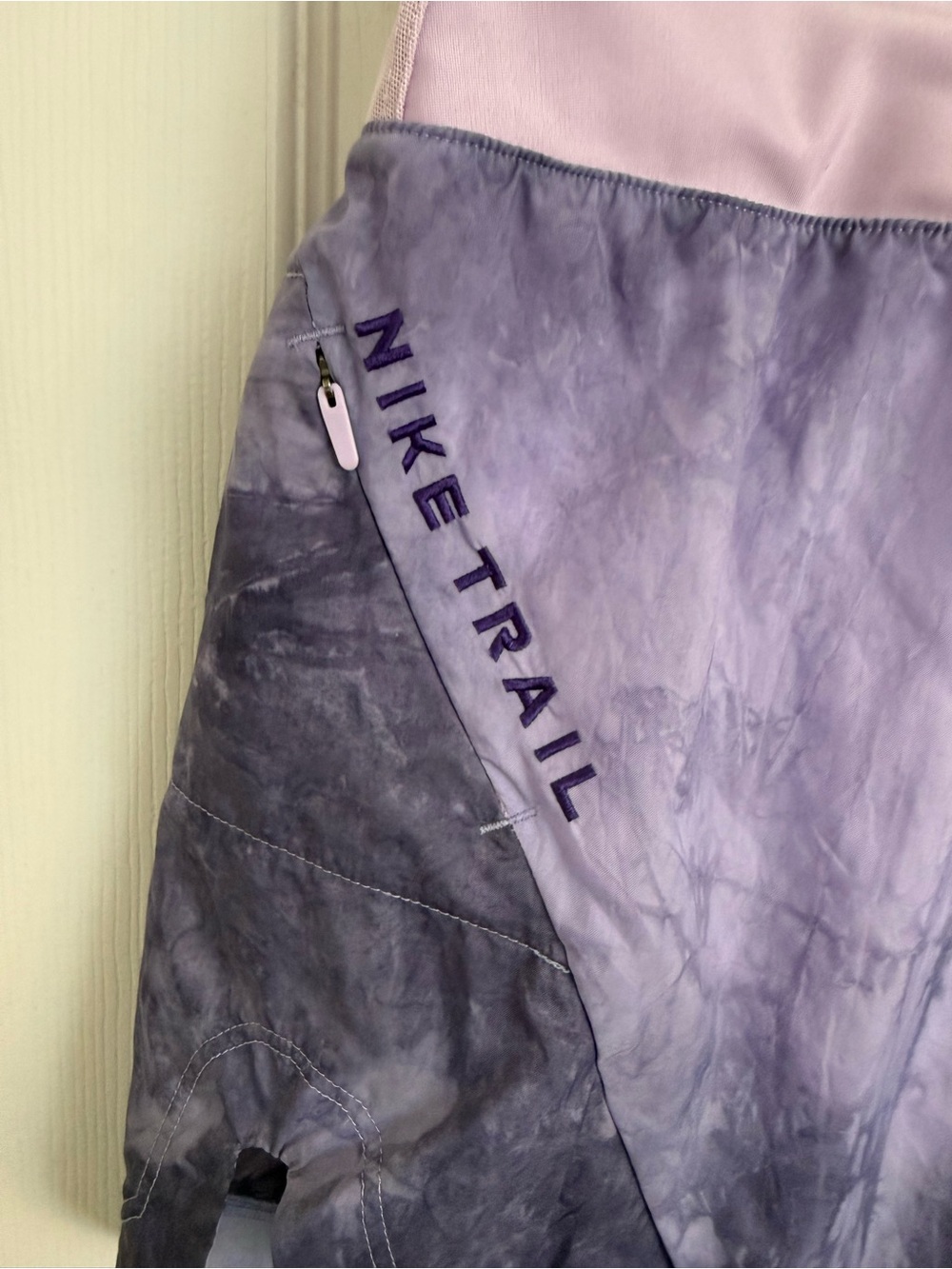 Nike Trail shorts XL purple